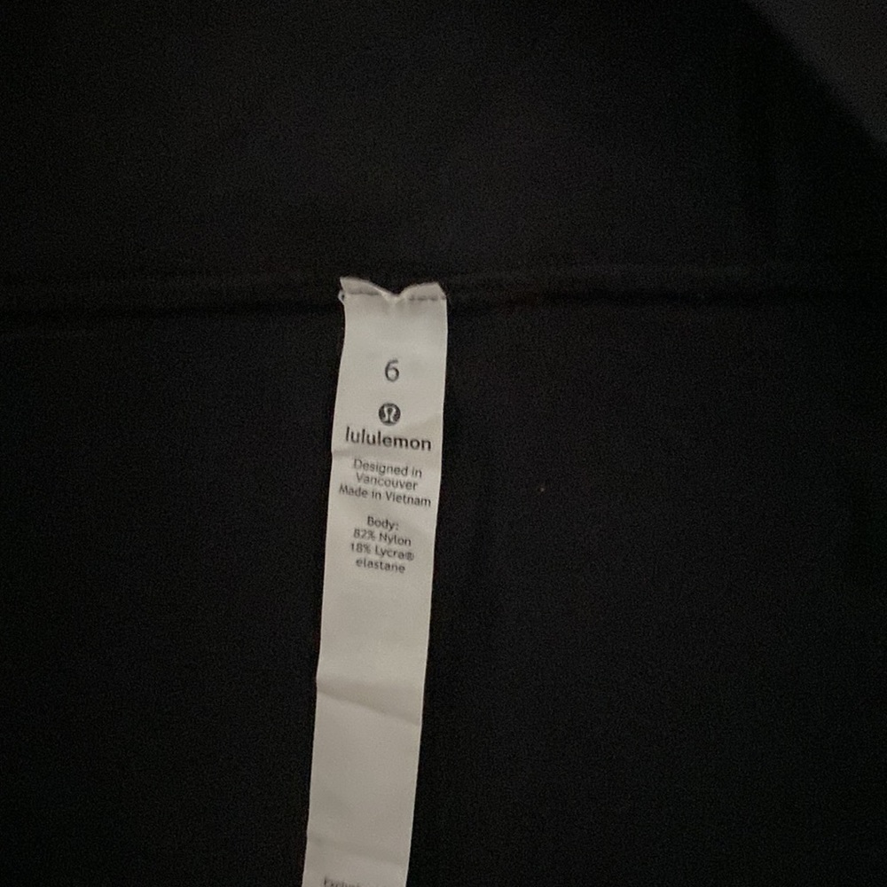 Lululemon bootcut legging midrise waist 6 - Picture 2 of 5